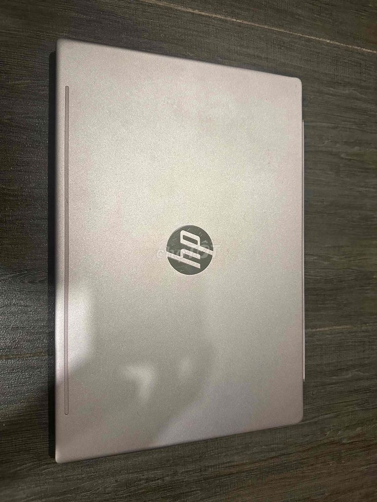 Không dùng đến cần bán laptop HP i5 gen 10