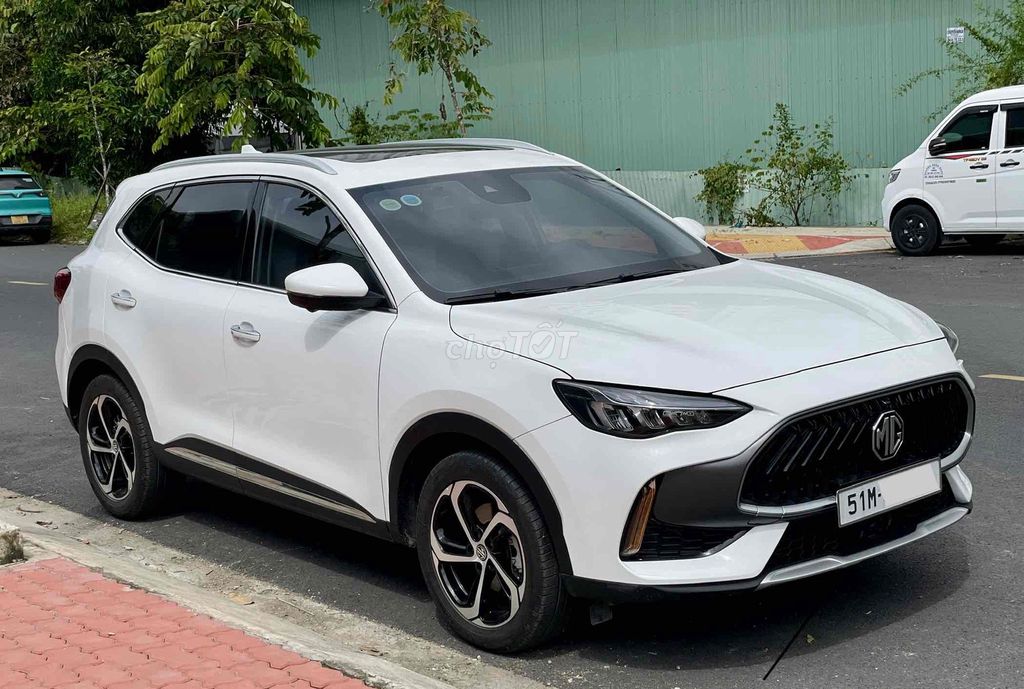 MG HS Luxury 2023 Trắng/Kem Cực Đẹp Đi 15.000KM. Mua bán Ô tô tại Quận Bình Tân Tp Hồ Chí Minh được đăng bởi Thanh Nhã Xe Lướt Sài Gòn hình 3
