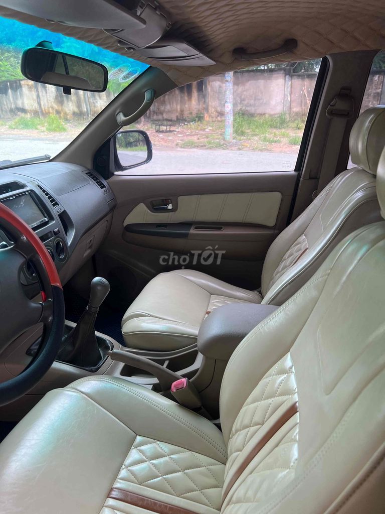 Toyota Fortuner 2010 2.5G - 180000 km. Mua bán Ô tô tại Thành phố Biên Hòa Đồng Nai được đăng bởi mr ninh hình 5