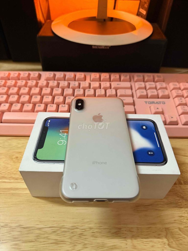 Apple iPhone X 64GB Bạc Nguyên zin. Mua bán Điện thoại tại Quận 6 Tp Hồ Chí Minh được đăng bởi Trí Trần hình 1