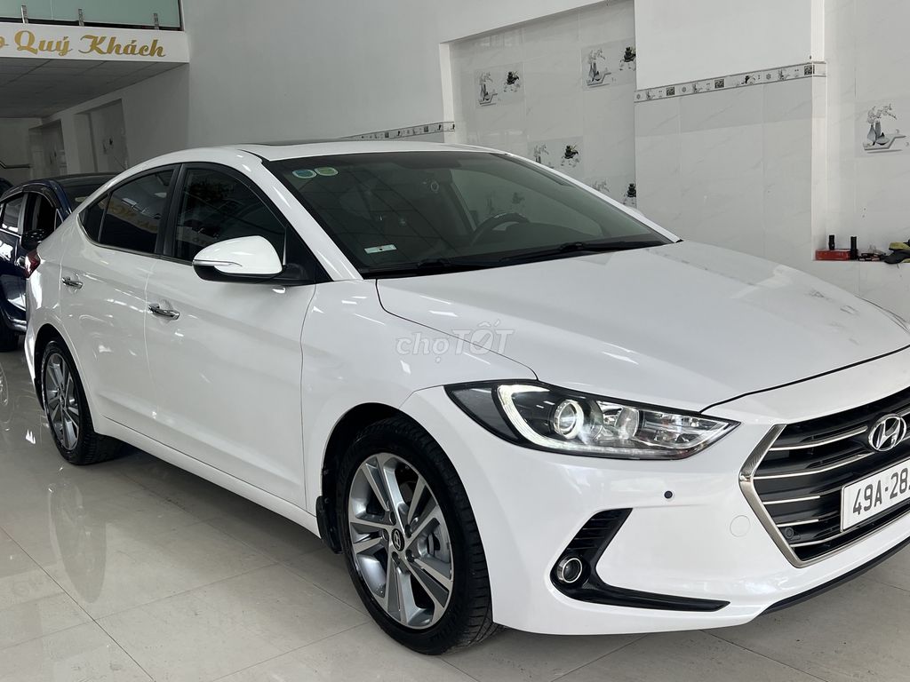 Hyundai Elantra 2017 2.0 AT - 85000 km. Mua bán Ô tô tại Thành phố Bảo Lộc Lâm Đồng được đăng bởi Trung tâm mua bán ÔTÔ  XE MÁY Ngọc Ánh hình 1