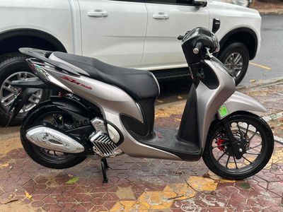SH Mode Mua Vào Tháng 12/2024 Xe Ít Đi Còn Khá Đẹp. Mua bán Xe máy tại Thành phố Quảng Ngãi Quảng Ngãi được đăng bởi Hien