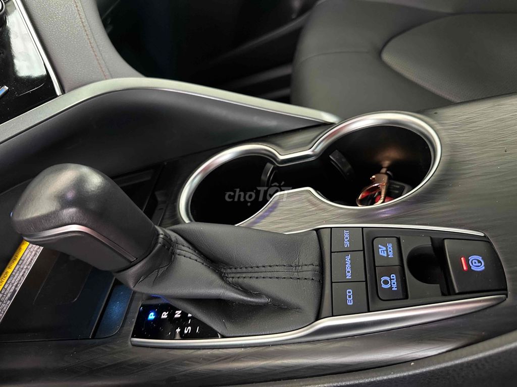 Toyota Camry Hybrid 2023 Đen 24.000 km. Mua bán Ô tô tại Quận Bình Thạnh Tp Hồ Chí Minh được đăng bởi phuongneo hình 12