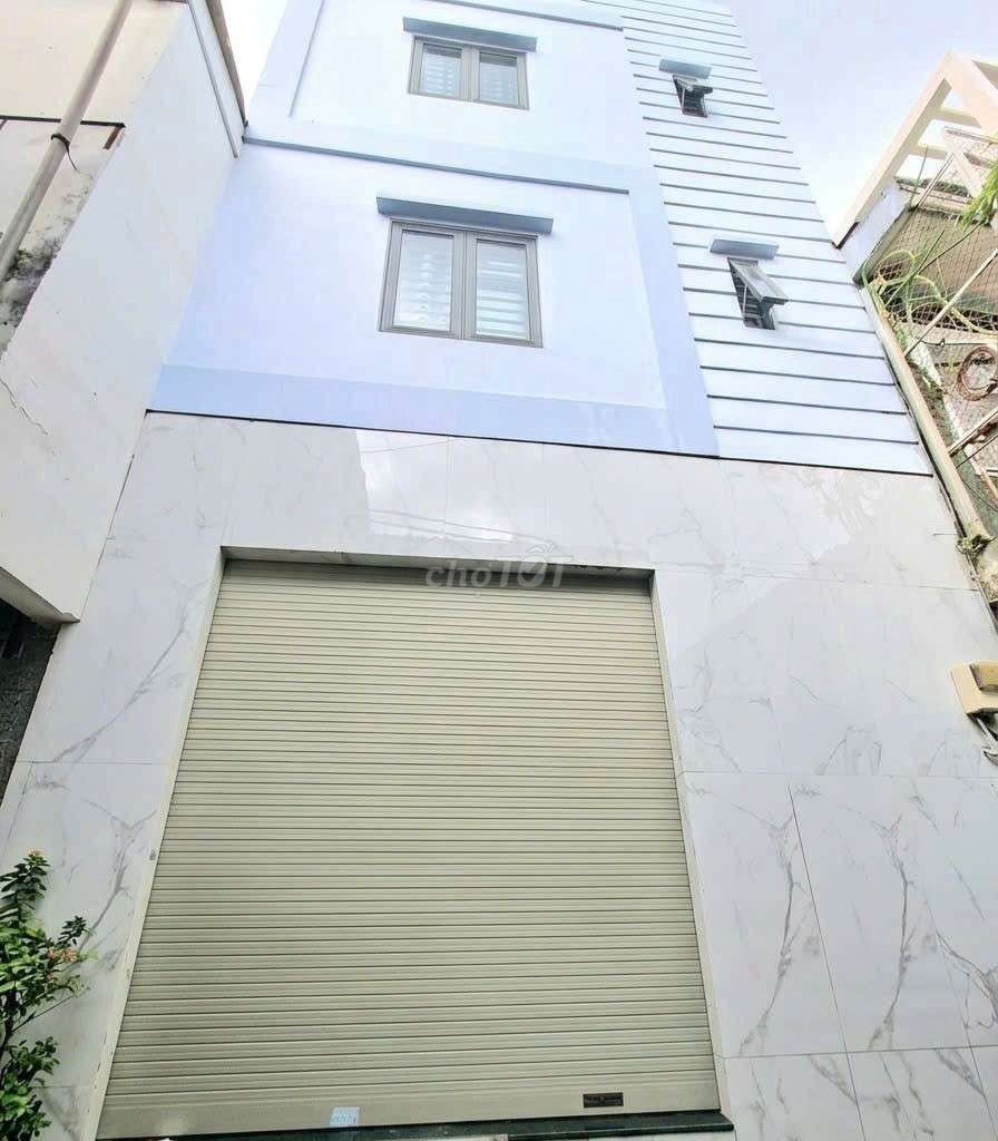 Hoàng Sa Tân Định - Nhà mới,có kết cấu,ngang 5m- giá 4.9 tỷ