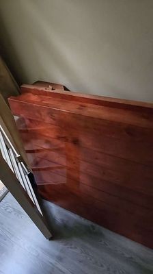Phản gỗ màu nâu đỏ. Mua bán Nội thất, đồ gia dụng khác tại Huyện Nhà Bè Tp Hồ Chí Minh được đăng bởi Hung