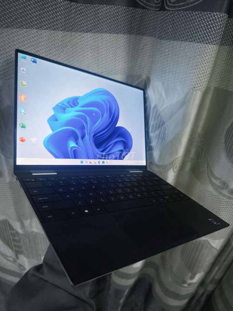 Dell XPS 9310 2In1 i7-1165G7/16GB/512GB 13.3 4K. Mua bán Laptop tại Quận Gò Vấp Tp Hồ Chí Minh được đăng bởi Hitech Store  hình 1