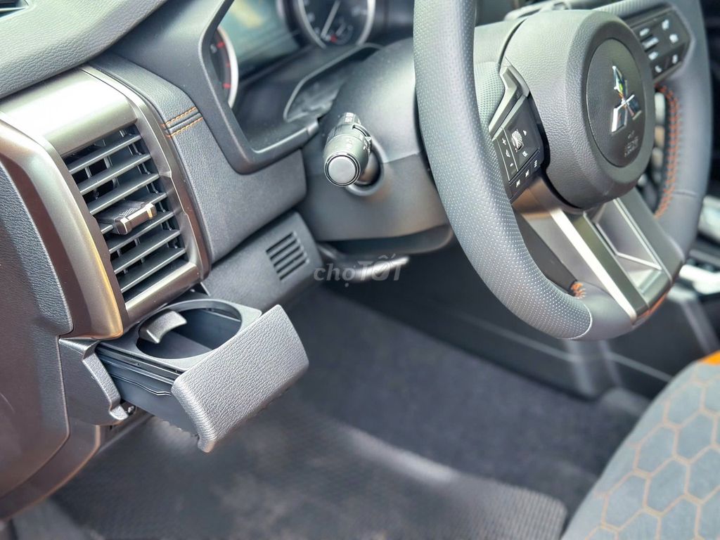 Mitsubishi Triton MỚI 100% + TRƯỚC BẠ + QUÀ TẶNG. Mua bán Ô tô tại Quận 1 Tp Hồ Chí Minh được đăng bởi Minh Phươngg hình 10