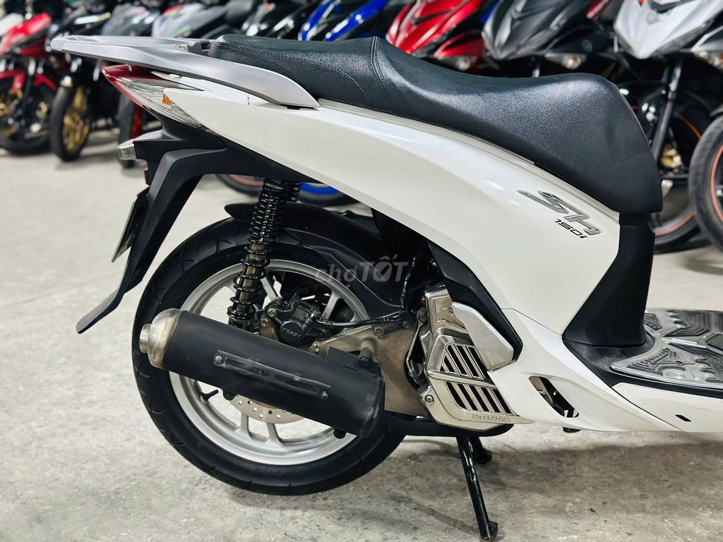 XE MÁYTHANHTÙNG_SH VIỆT 150I TRẮNG BIỂN 29 MÁY ZIN. Mua bán Xe máy tại Quận Nam Từ Liêm Hà Nội được đăng bởi THANH TÙNG hình 6