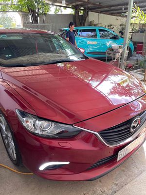 Bán Mazda 6 2016 màu đỏ, 25k km, giá 470tr