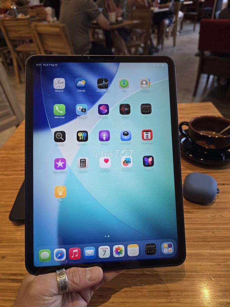 Bán Ipad Pro 2018 bản LTE (nghe gọi) mới 99%. Mua bán Máy tính bảng tại Quận Hoàng Mai Hà Nội được đăng bởi Khoa America hình 1