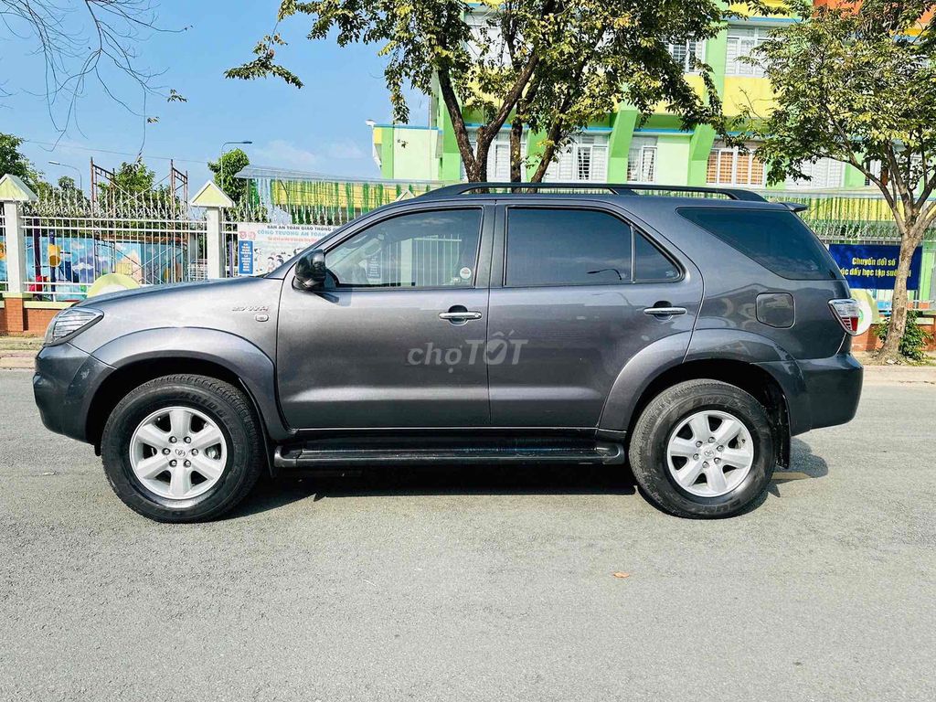 Toyota Fortuner 2010 2.7V 4x4 AT -. Mua bán Ô tô tại Quận 1 Tp Hồ Chí Minh được đăng bởi AUTO 380 hình 5