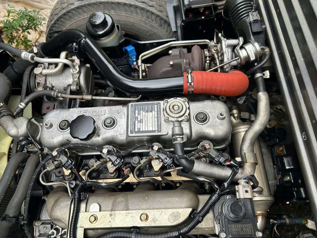 Isuzu Forward 1T9, Thùng dài 6m2, zin cọp. Mua bán Xe tải, xe ben tại Quận Tân Phú Tp Hồ Chí Minh được đăng bởi VƯƠN CAO  hình 3