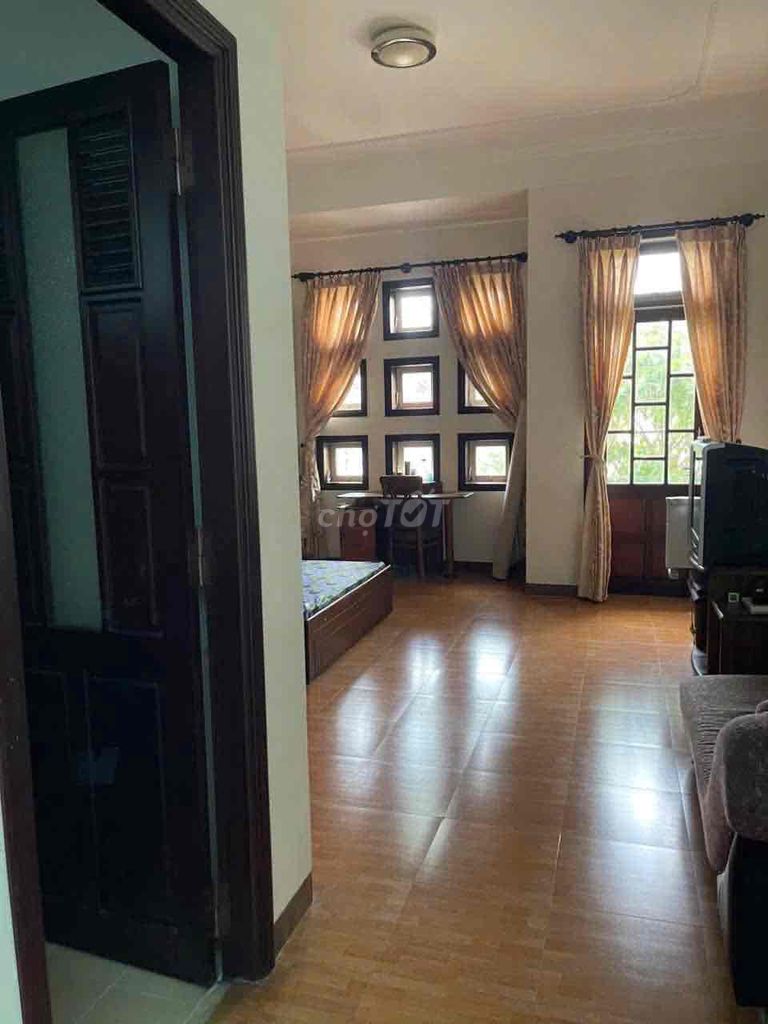 Аренда · 4 комн. · 100 м² · Quận Hải Châu, ул. giang văn minh