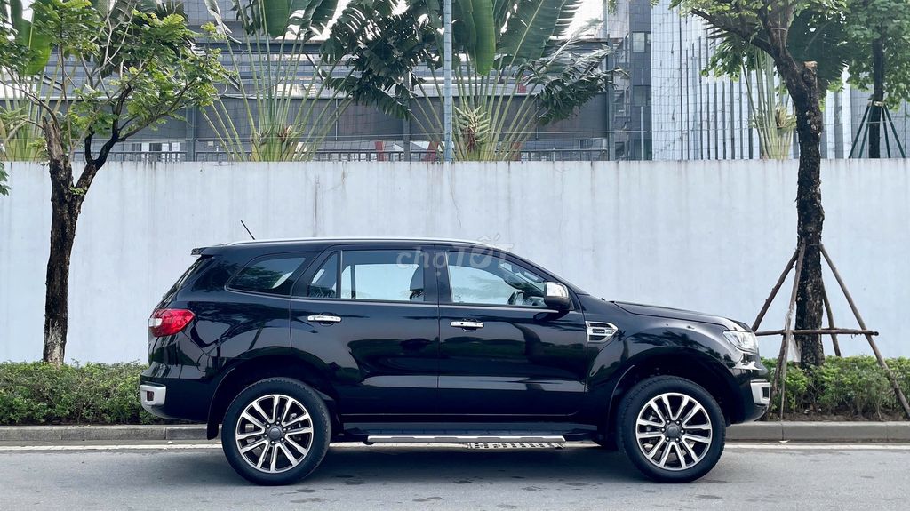 Ford Everest 2020 bản cao cấp 1 cầu giá 8xx. Mua bán Ô tô tại Quận Bắc Từ Liêm Hà Nội được đăng bởi Trung Auto 26 Phạm Văn Đồng hình 14