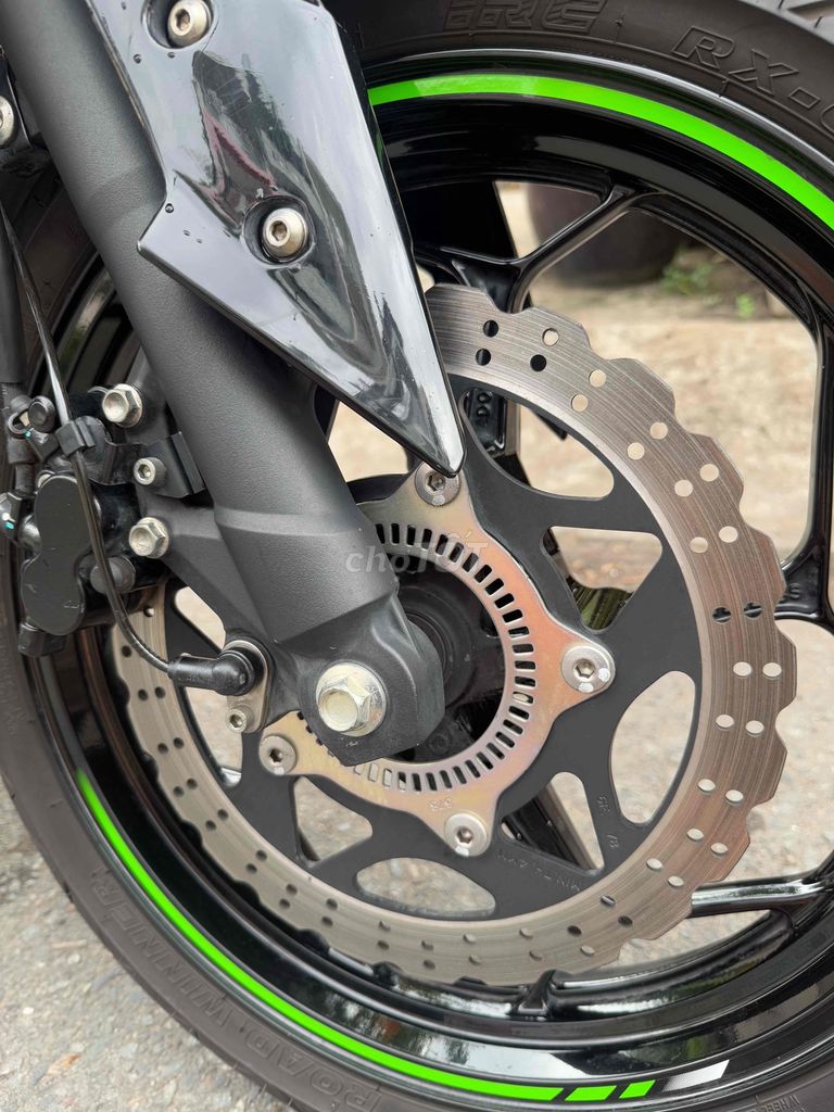 Kawasaki Ninja 300 2017, odo 6k7 1 chủ, bstp. Mua bán Xe máy tại Quận 6 Tp Hồ Chí Minh được đăng bởi TanNguyenStore  hình 1