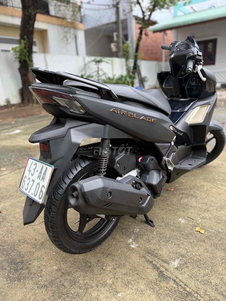 Honda Air Blade 2023 Đen. Mua bán Xe máy tại Quận Thanh Khê Đà Nẵng được đăng bởi Long hình 6
