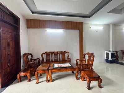 Аренда · 3 комн. · 100 м² · Quận Cẩm Lệ, ул. Đường Đô Đốc Lân