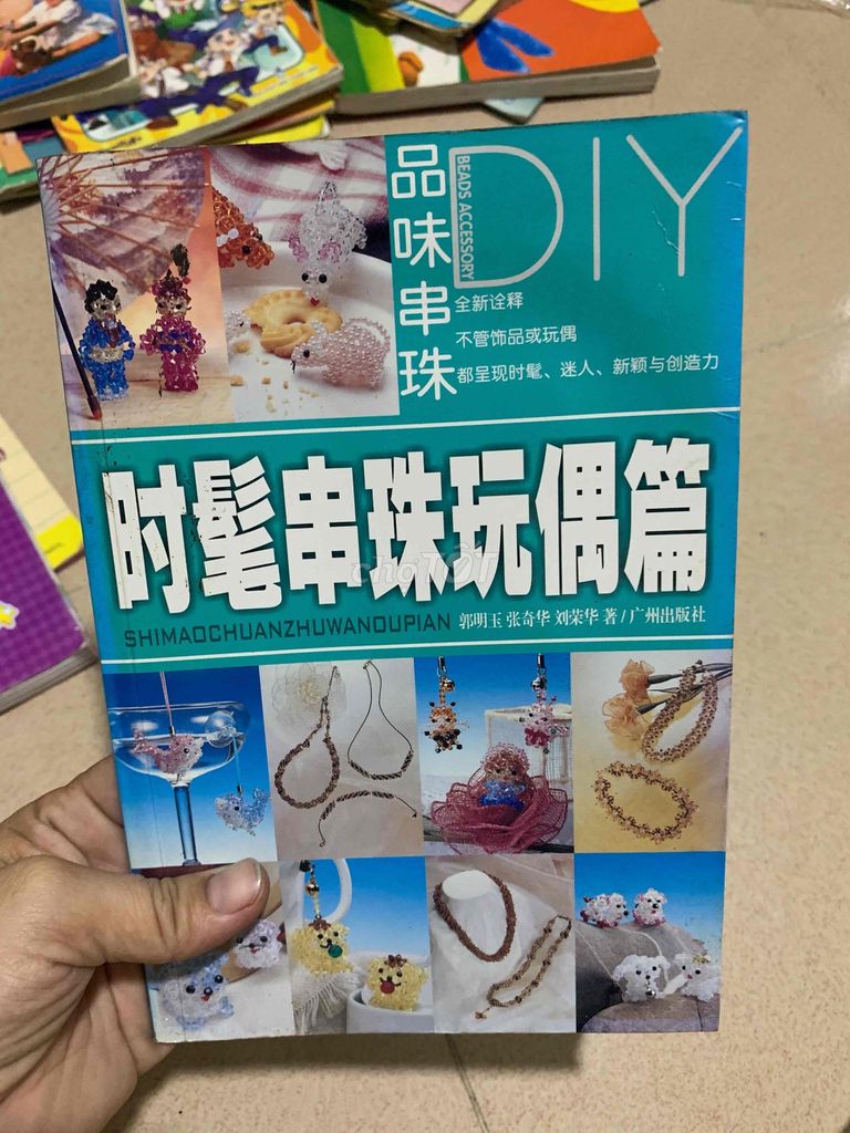 Sách dạy kết cườm Thủ công Tiếng Trung Mới. Mua bán Sách tại Quận 6 Tp Hồ Chí Minh được đăng bởi Tâm hình 1