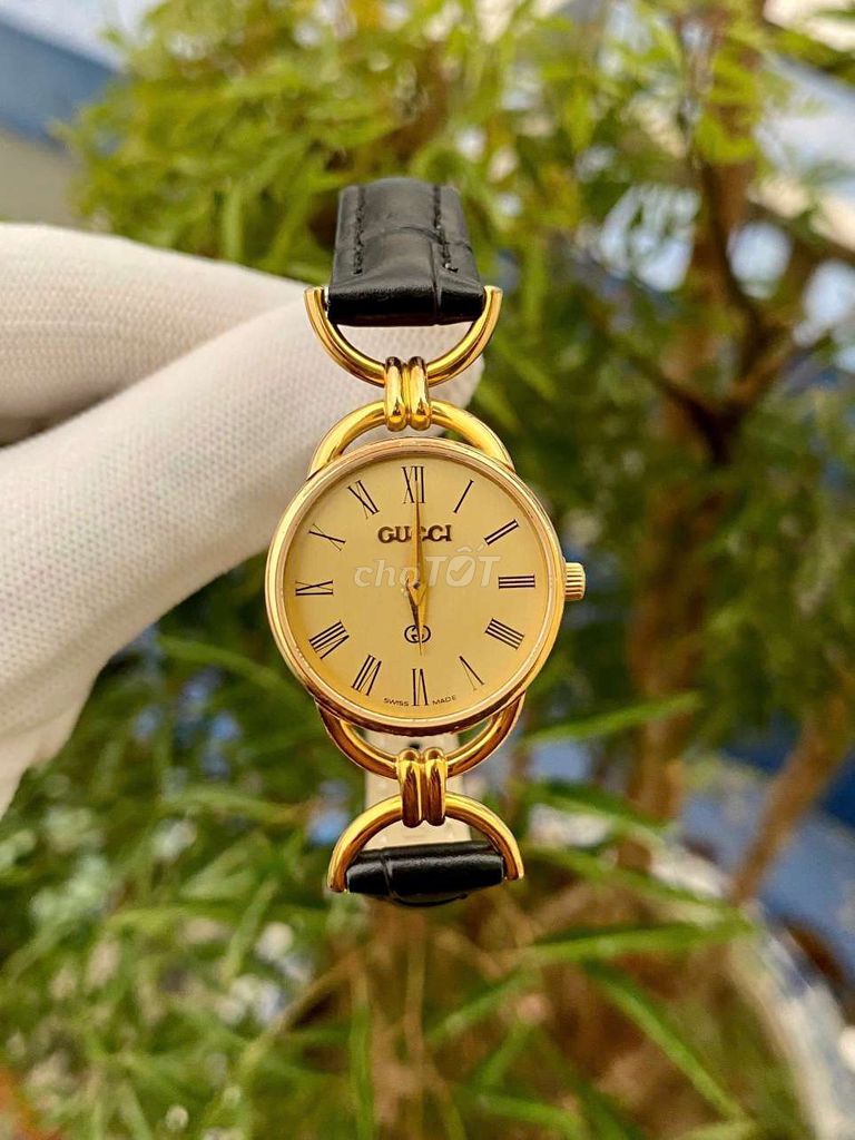 Đồng hồ đeo tay Gucci Nữ Vàng. Mua bán Đồng hồ tại Huyện Thuỷ Nguyên Hải Phòng được đăng bởi Kim Huệ  hình 1