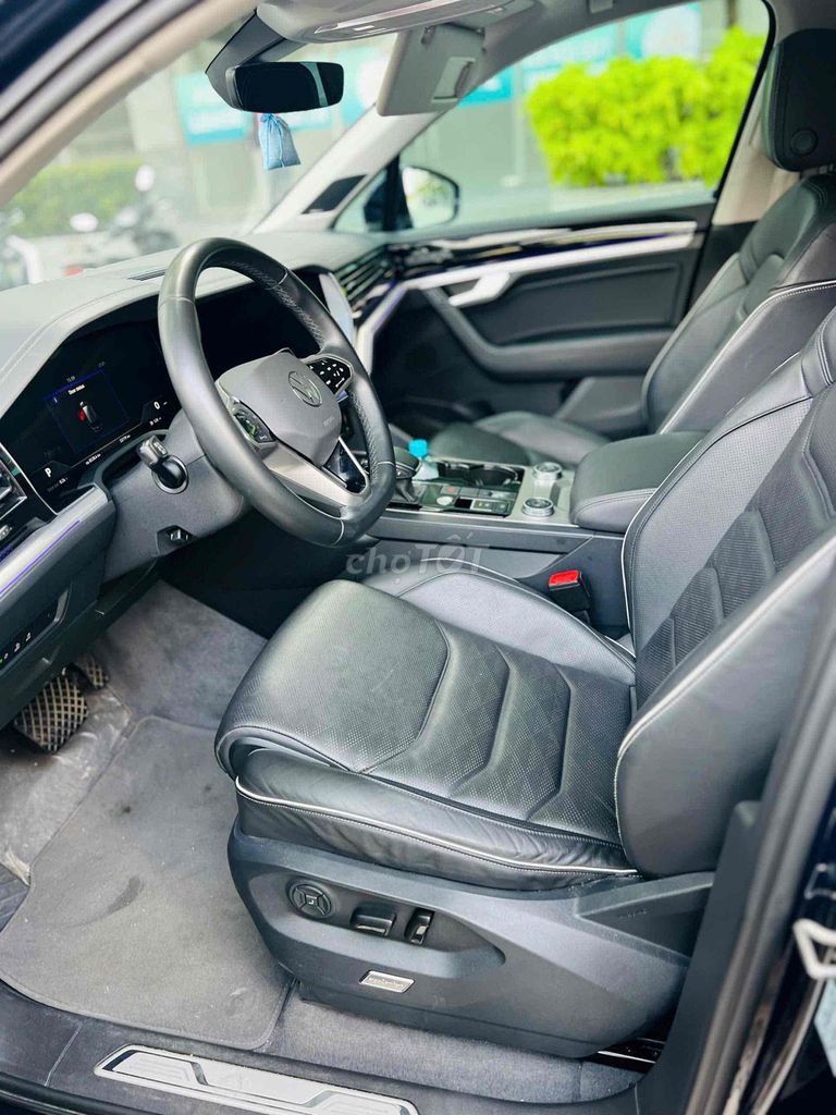 Volkswagen Touareg Luxury full 2023 , hoá đơn full. Mua bán Ô tô tại Quận 7 Tp Hồ Chí Minh được đăng bởi Phong GT Car hình 9