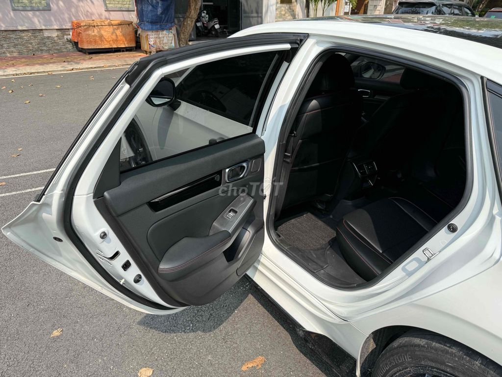 Honda Civic 2021 1.5 RS - 78000 km. Mua bán Ô tô tại Quận 8 Tp Hồ Chí Minh được đăng bởi Nhân hình 11