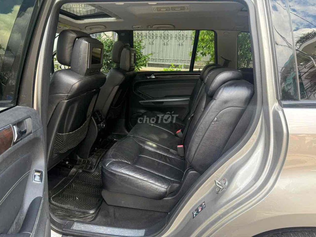 Mercedes Benz GL 450 đời cuối 2007. Mua bán Ô tô tại Huyện Bình Chánh Tp Hồ Chí Minh được đăng bởi Như Đạo hình 9