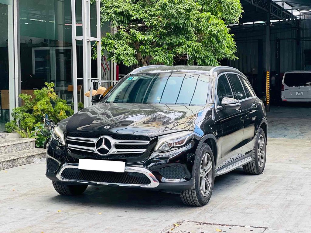 MER GLC200 2018 ĐEN KEM BẢO DƯỠNG FULL HÃNG. Mua bán Ô tô tại Thành phố Thủ Đức Tp Hồ Chí Minh được đăng bởi Phước An hình 2