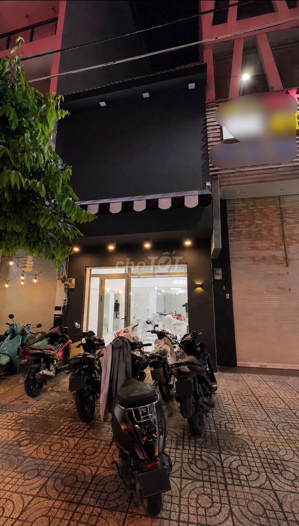Аренда · 1 комн. · 40 м² · Quận 11, ул. Đường Bình Thới
