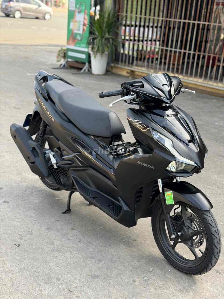 Honda Air Blade 125 4V 2025 Đen 800km. Mua bán Xe máy tại Huyện Trảng Bom Đồng Nai được đăng bởi Xe Máy Ngọc Hưng hình 10