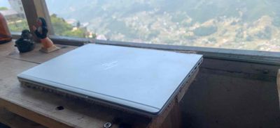 LaptopHP Elitebook siêu nhẹ,Corei7 Ram16GB, SSD 1T