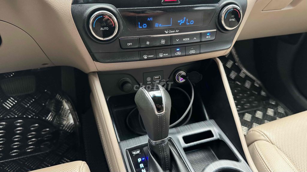 Hyundai Tucson 2018 2.0 AT - 49000 km. Mua bán Ô tô tại Thành phố Buôn Ma Thuột Đắk Lắk được đăng bởi đạt lê hình 19