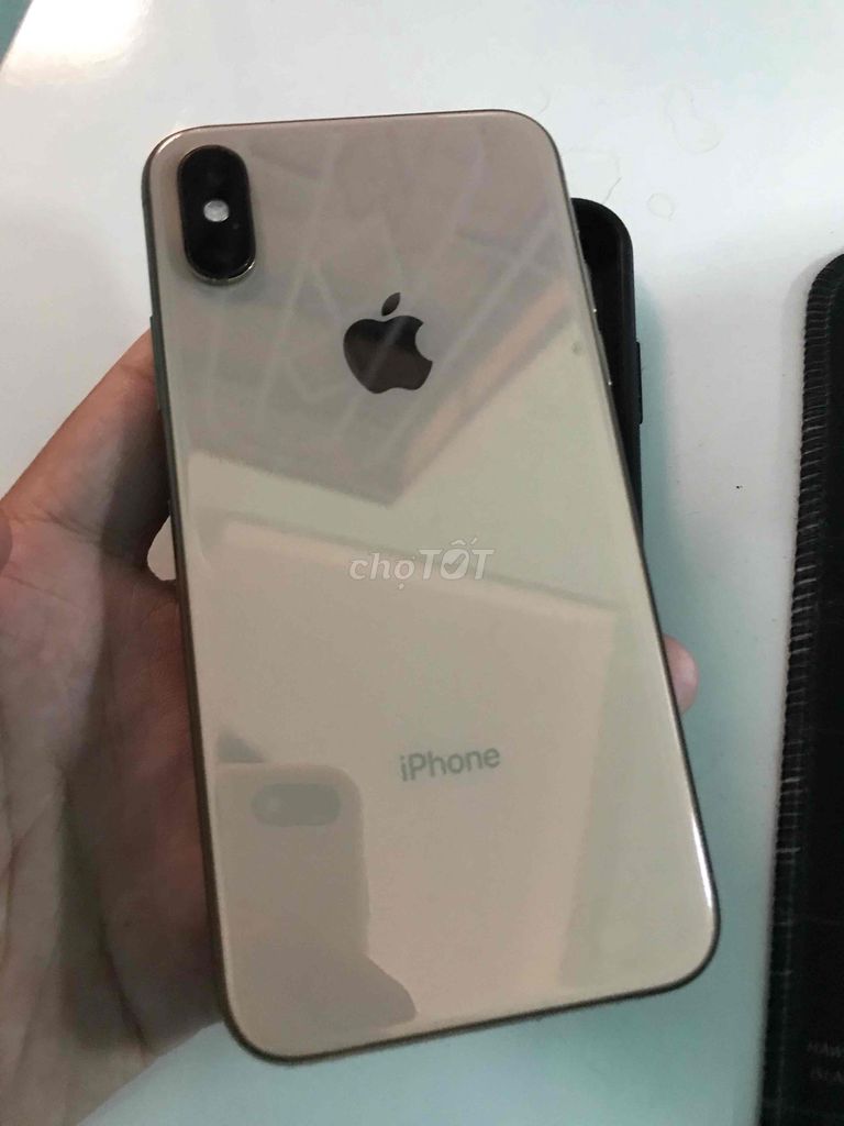 iPhone XS 64GB Vàng. Mua bán Điện thoại tại Quận Liên Chiểu Đà Nẵng được đăng bởi Minh hình 1