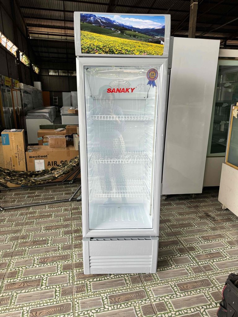 tủ mát sanaky 210 lít