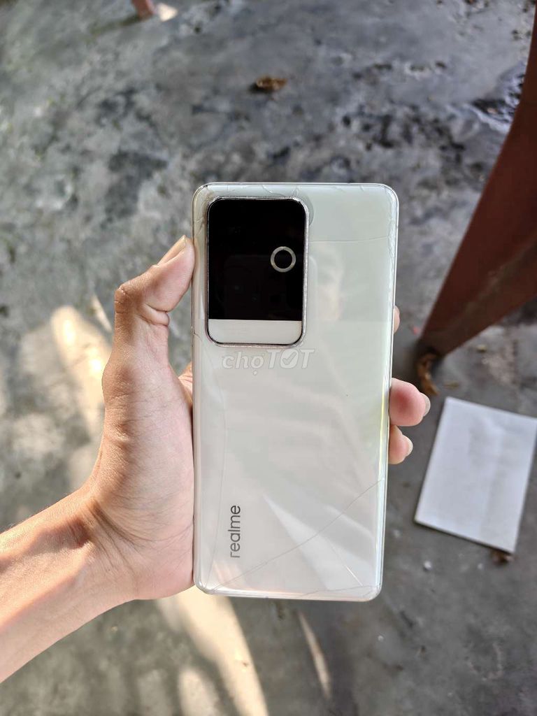 Realme GT 6 256GB Trắng. Mua bán Điện thoại tại Quận Ninh Kiều Cần Thơ được đăng bởi sang hình 1