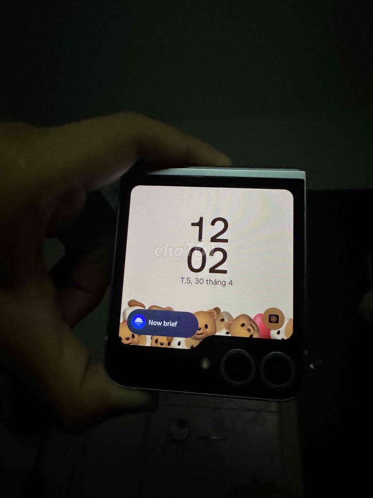Samsung Galaxy Z Flip 6 Bạc. Mua bán Điện thoại tại Quận 8 Tp Hồ Chí Minh được đăng bởi Đạt Nguyễn hình 1