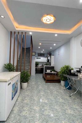 Аренда · 3 комн. · 115 м² · Quận Thanh Khê, ул. Đường Phạm Nhữ Tăng