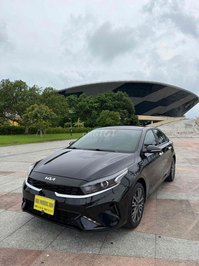 Kia K3 MT 2022 35000km Đen Số sàn