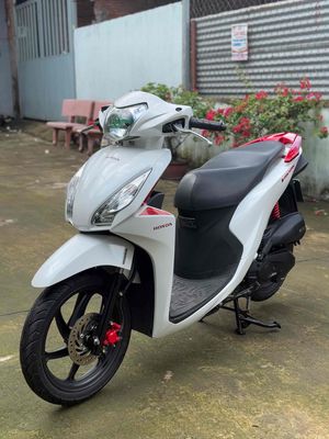 🌈 Vision 2018 Khoá Thông Minh—Trắng Đỏ. Mua bán Xe máy tại Thành phố Biên Hòa Đồng Nai được đăng bởi Phong