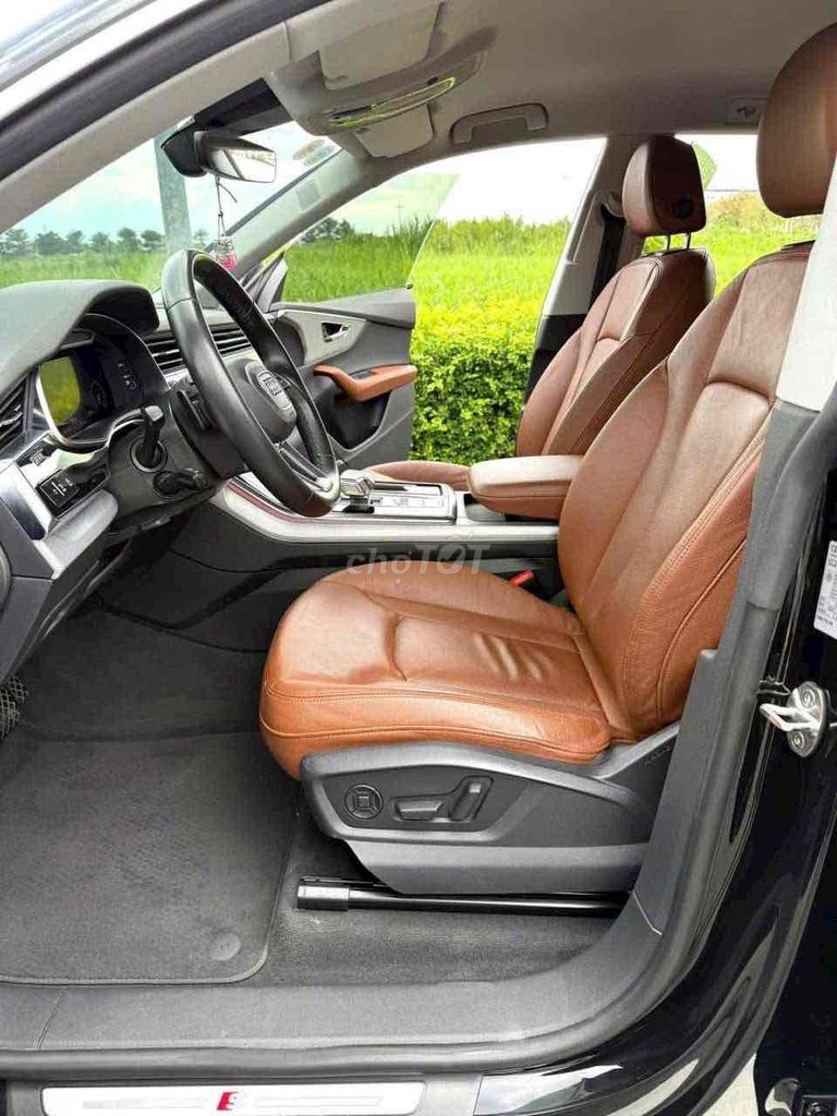 Audi Q8 2022 3.0TFSi Sline 55 Đen. Mua bán Ô tô tại Quận 1 Tp Hồ Chí Minh được đăng bởi PKD AUTO hình 6