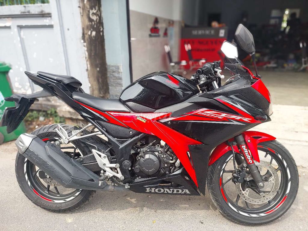 Honda CBR150R date 2018 bstp chính chủ