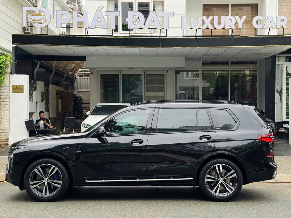 BMW X7 M-Sport LCI  sản xuất 2023 Model 2024. Mua bán Ô tô tại Quận 7 Tp Hồ Chí Minh được đăng bởi PHÁT ĐẠT LUXURY CAR hình 9