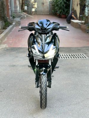 xe v2 đk 2021 mới 99%