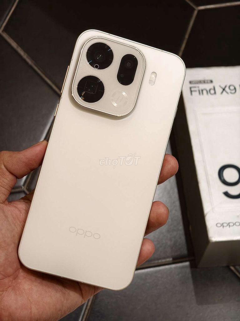 Oppo Find X9 Pro Nđ Trắng Fullbox 99% 12/256 có gl. Mua bán Điện thoại tại Huyện Củ Chi Tp Hồ Chí Minh được đăng bởi VN hình 1