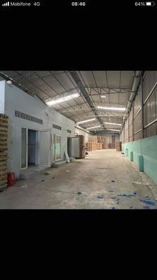 CHO THUÊ XƯỞNG UYÊN HƯNG TÂN UYÊN 700m2. Cho thuê văn phòng, mặt bằng kinh doanh tại Thị xã Tân Uyên Bình Dương được đăng bởi Sang