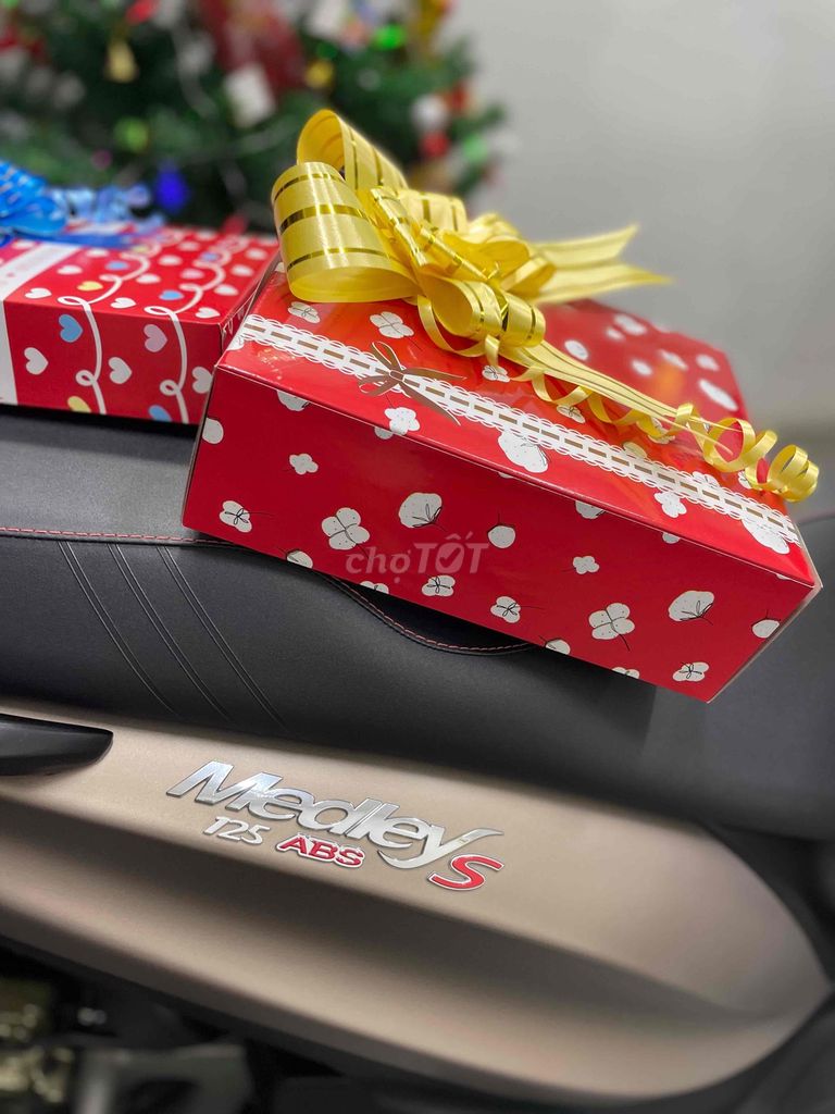 Piaggio Medley 2024 Vàng đồng 5000km. Mua bán Xe máy tại Quận Phú Nhuận Tp Hồ Chí Minh được đăng bởi DŨNG HOÀNG  hình 7