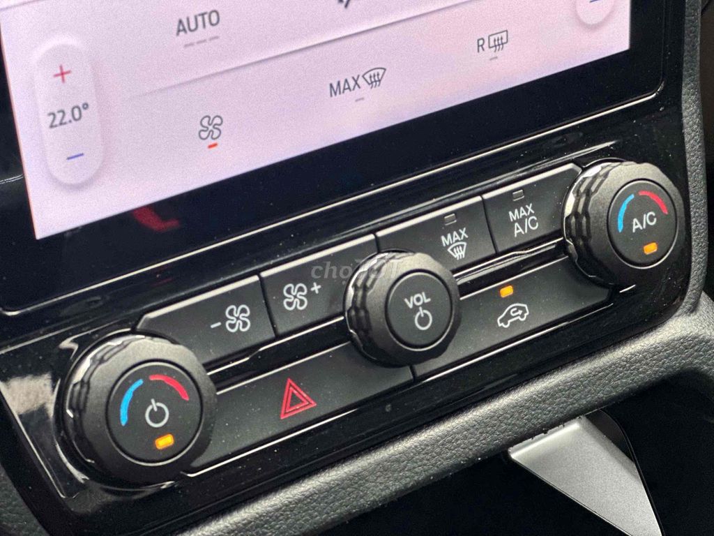 Ford Ranger Wildtrak 4x4 2022 xe gia đình. Mua bán Ô tô tại Thành phố Thủ Đức Tp Hồ Chí Minh được đăng bởi Hoa Nguyen hình 6