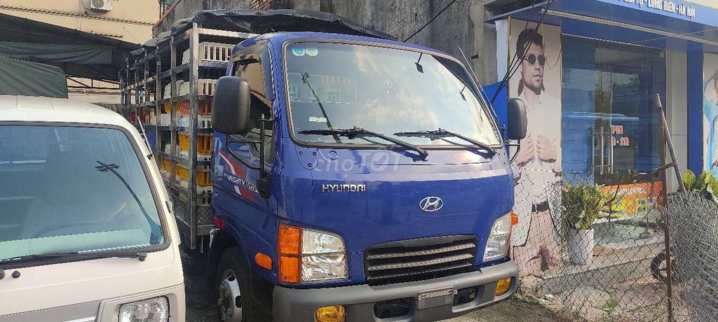 Hyundai N250 2021 sơn zin 100% chuyên chở gia cầm. Mua bán Xe tải, xe ben tại Quận Long Biên Hà Nội được đăng bởi VietNg hình 1