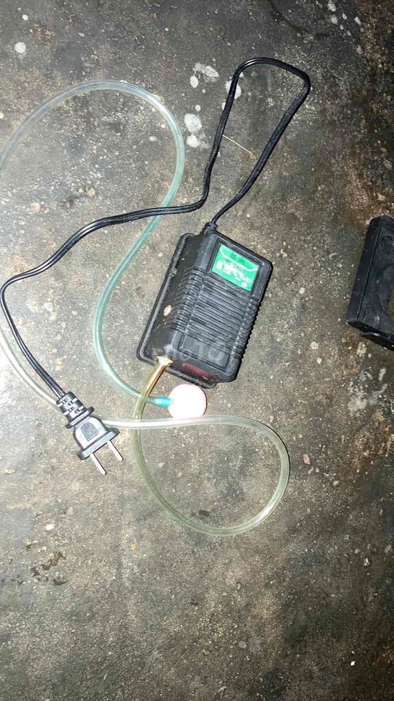 Máy sủi oxy SL-2800 Đen Bể cá. Mua bán Phụ kiện, Thức ăn, Dịch vụ tại Thành phố Biên Hòa Đồng Nai được đăng bởi hà gia bảo hình 1