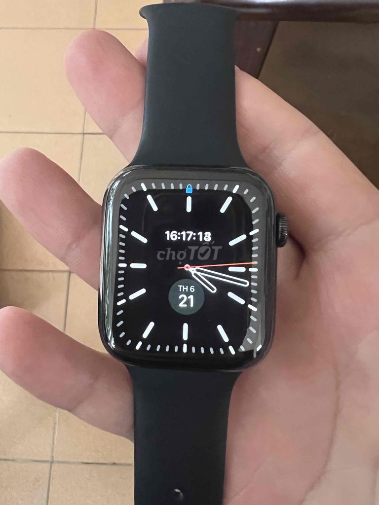 Apple Watch Series 4 Thép Đen 99%. Mua bán Thiết bị đeo thông minh tại Huyện Đông Anh Hà Nội được đăng bởi Đỗ Xuân Hiệp hình 1