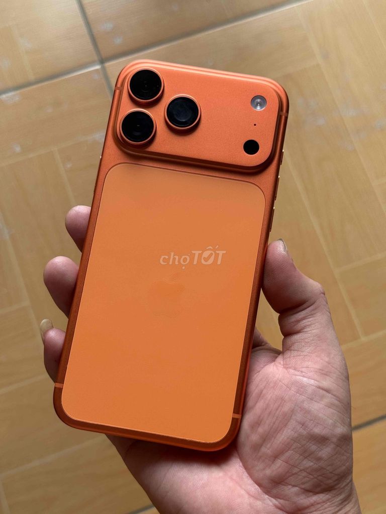 iPhone 17 Pro Max 256GB Vàng đồng. Mua bán Điện thoại tại Huyện Đông Anh Hà Nội được đăng bởi Nhẫn hình 1